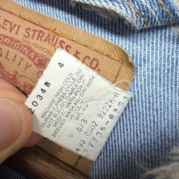 Vintage Levis Denim Jacket Women's Large MIS blue Fur Collar 77735-0361 Cropped - Picture 3 of 11